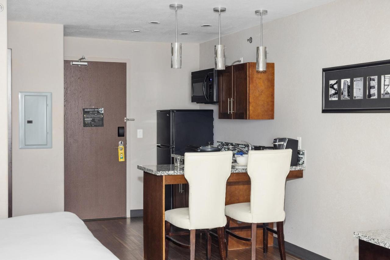Home Inn & Suites Yorkton Extérieur photo